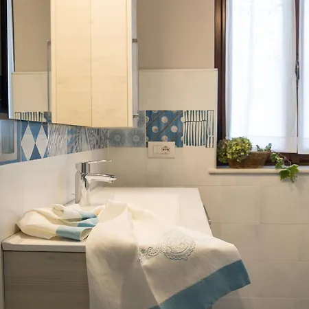 Le Bricolle Dom wakacyjny Viggiù